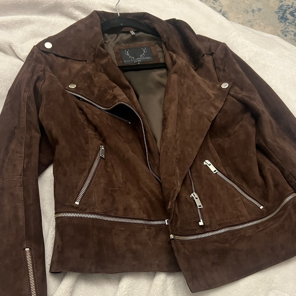 Chic Dark Brown Leather Jacket - image 1